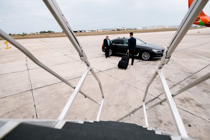 CHAUFFEUR SERVICE CHAUFFEUR SERVICE -
